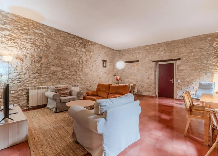 Flateli Cundaro 2 Gerona